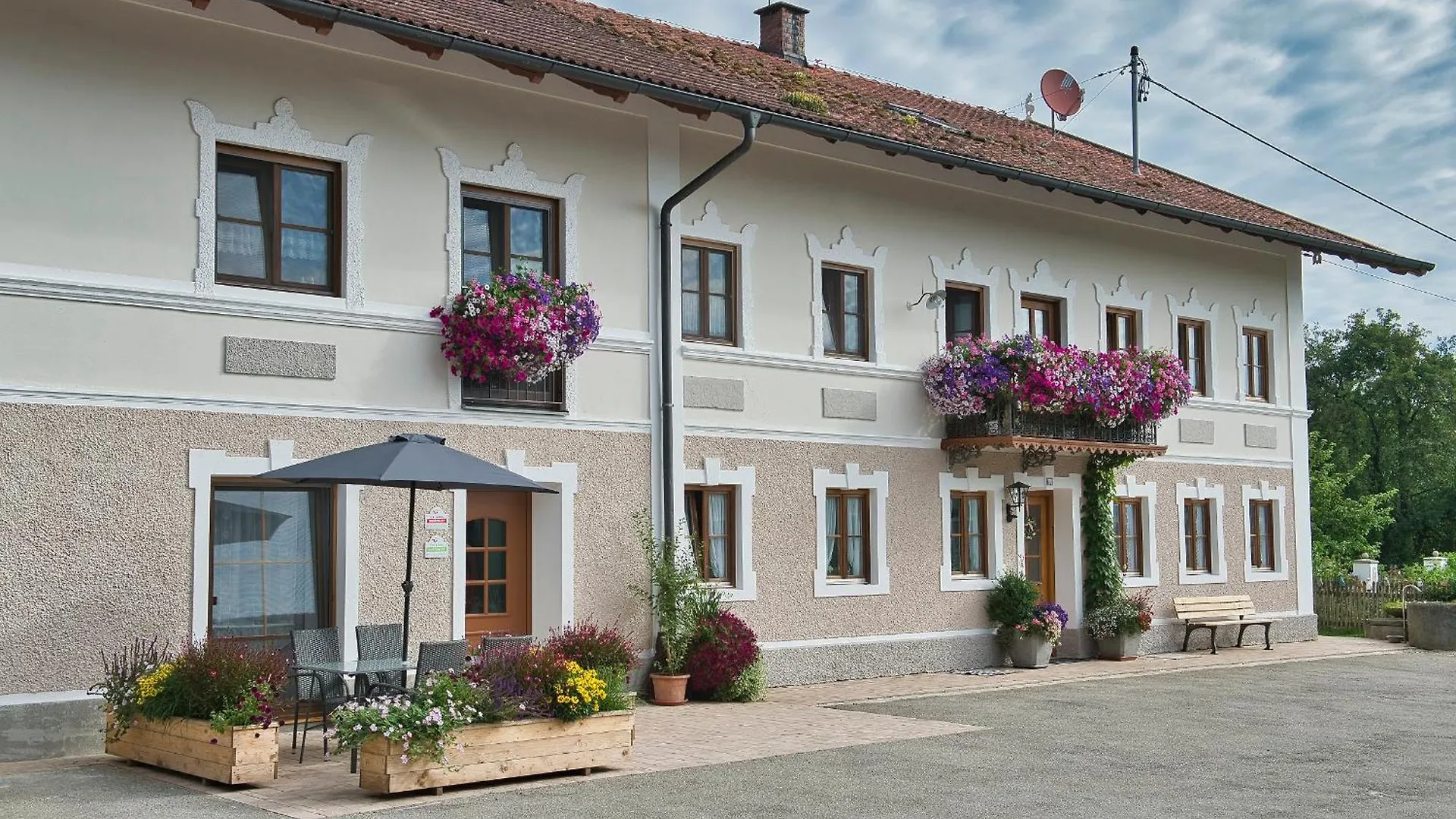 Gaestehof Huber Forstern